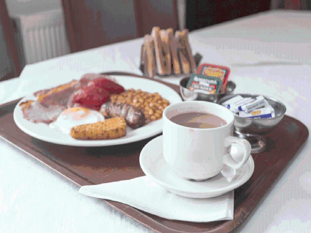 Oyo Ridgeway Hotel Чінґфорд Екстер'єр фото